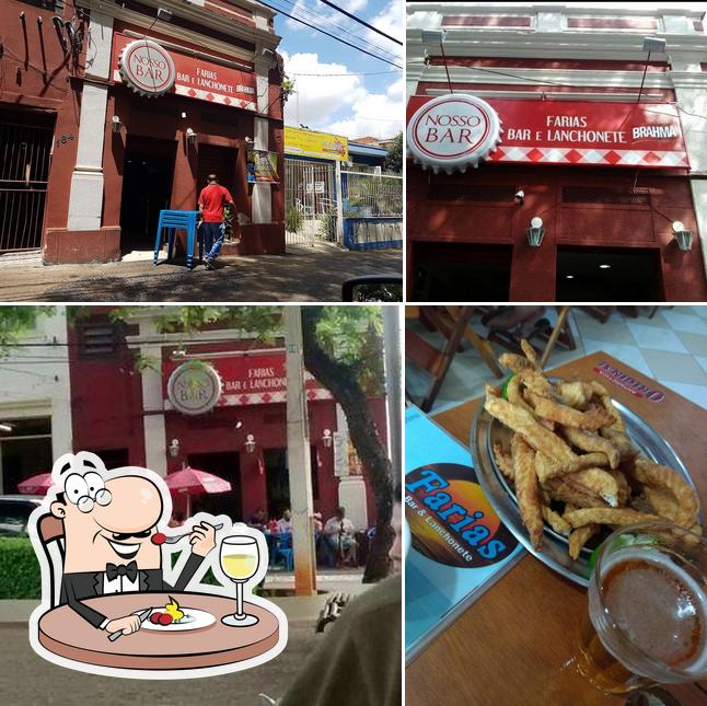 Confira a imagem mostrando comida e exterior no Farias Bar e Lanchonete