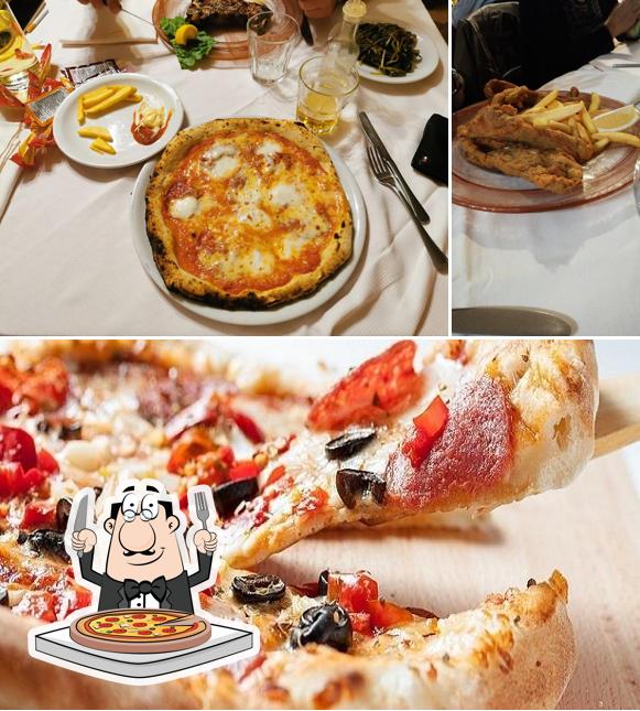 Prenditi una pizza a Ristorante Pizzeria Nuovo Liola'