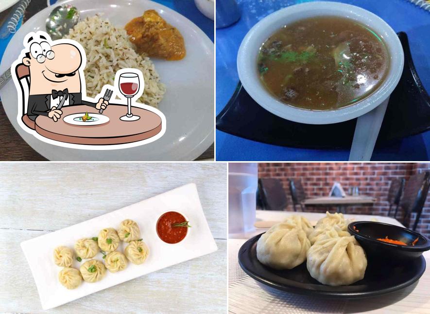 Food at Sher-E-Punjab Kala Momo