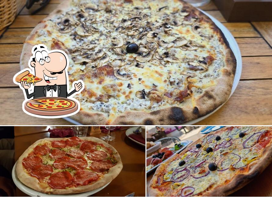 Ordina una pizza a Pizzeria Peperoni