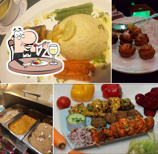 Meals at Hotel Yashwee International