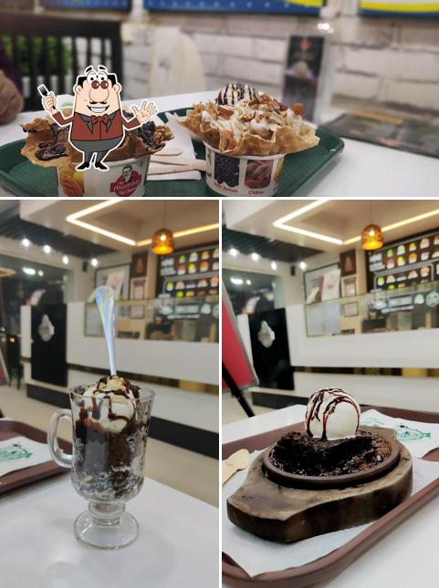 Food at Old Mumbai Ice cream