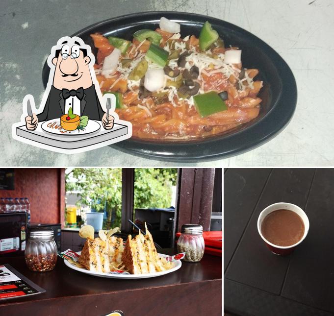 Food at Shiva's Coffee Bar (S.G Pakwan )