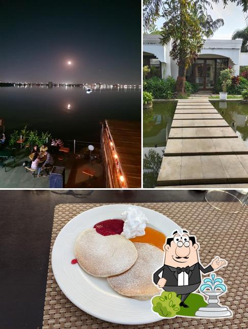 You can get some fresh air at the outside area of Backwater Cafe ಬ್ಯಾಕ್ ವಾಟರ್ ಕೆಫೆ