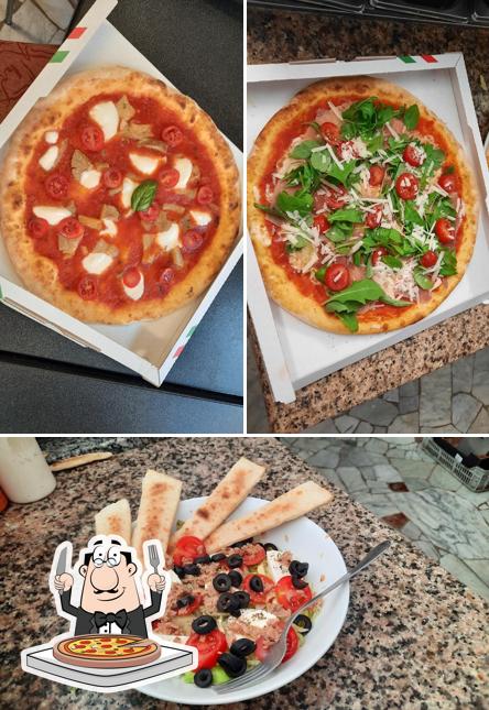 Prenditi una pizza a Pizzeria Four Seasons