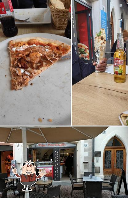 La foto di cibo e interni da Bar & Pizzeria L’Universo