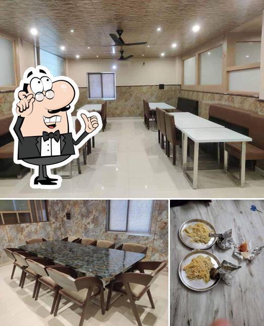This is the photo depicting interior and food at Dakshin vindu