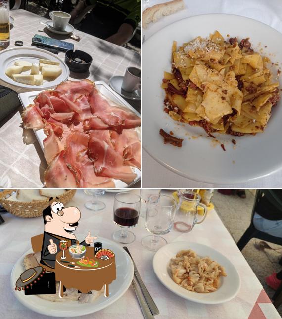 Cibo al Ristorante La Pineta Monteluco