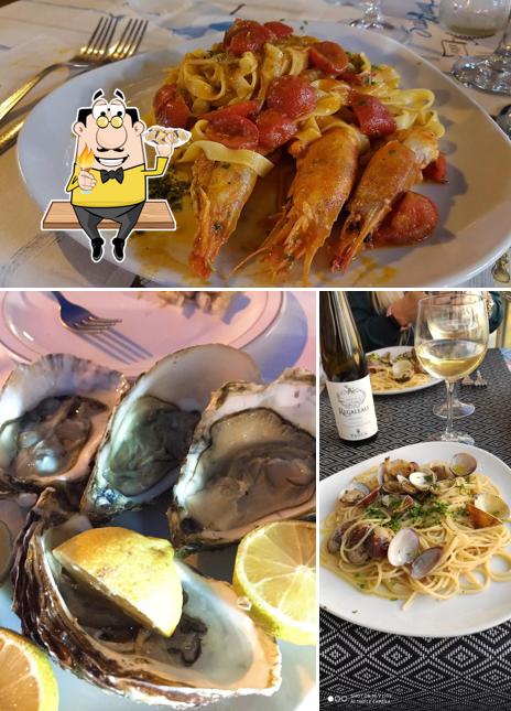 Scegli tra i molti pasti di mare proposti a Trattoria da Nicolò e Figli Mondello