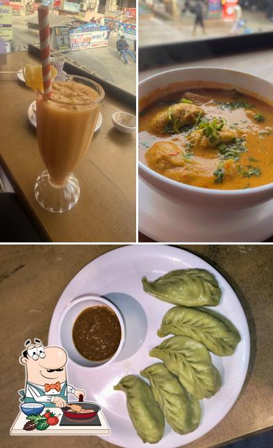 Chicken curry at Skylar Cafe