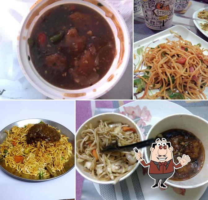 Meals at Eat Street Express, Central Kitchen