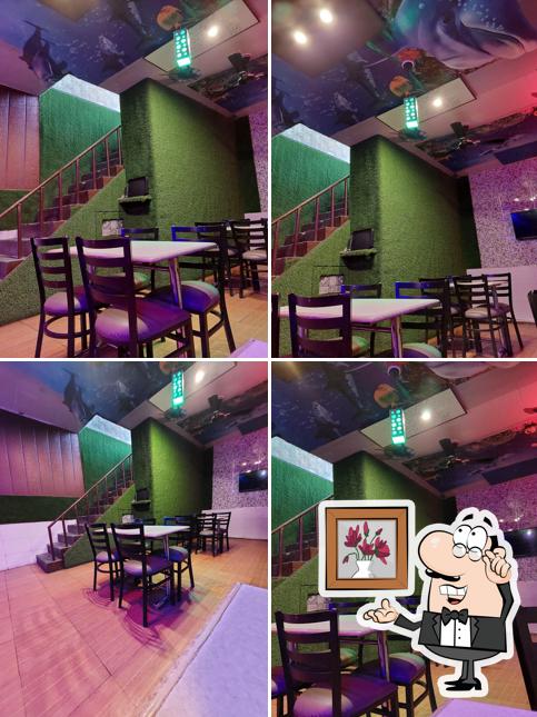 Check out how Burger Junction looks inside