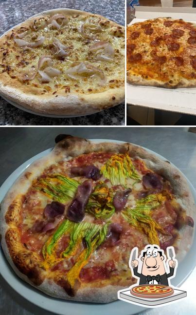 Ordina tra le molte varianti di pizza