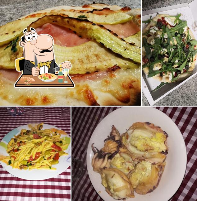 Platti al Pizzeria Totò Sapore