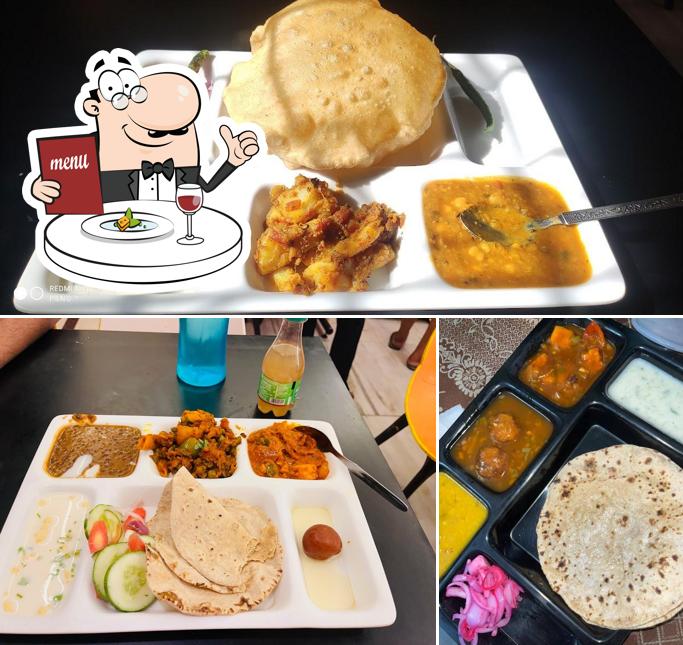 Food at Desi Thali