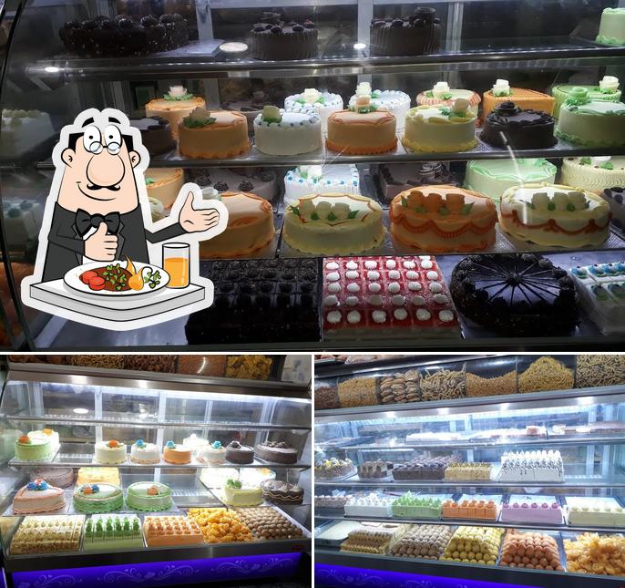 Food at Rajan Bakery