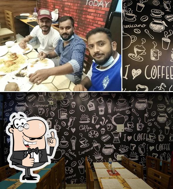 Spoon restaurant image