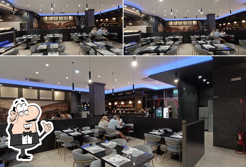 Siediti a un tavolo di Osaka