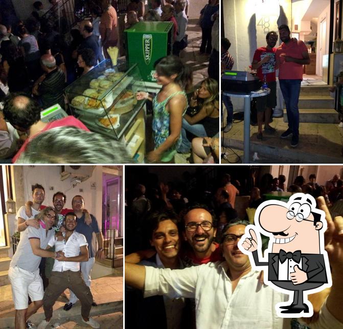 Ecco una foto di 48Food
