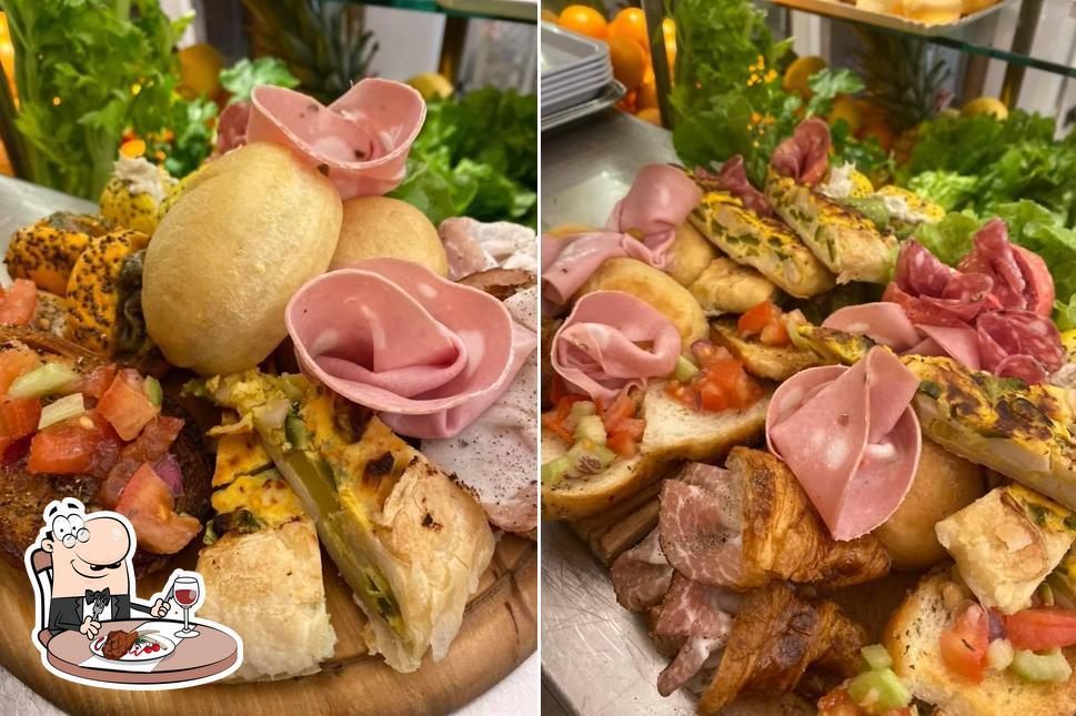 Scegli i piatti di carne a Bar La Piazzetta G&G