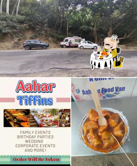 Food at Aahar Food Van