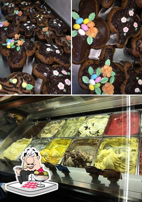 Panetteria Pomero dal 1941 offre un'ampia selezione di dessert