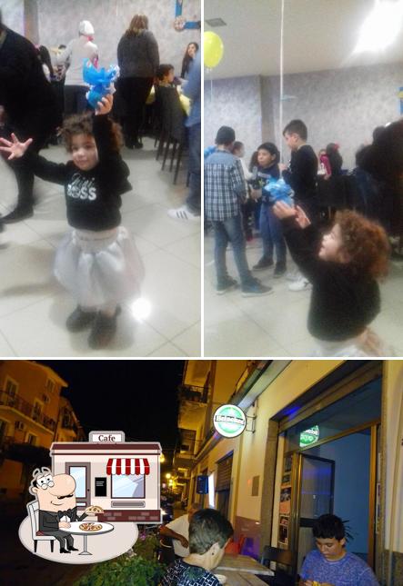 Gli esterni di Pizzeria Movida