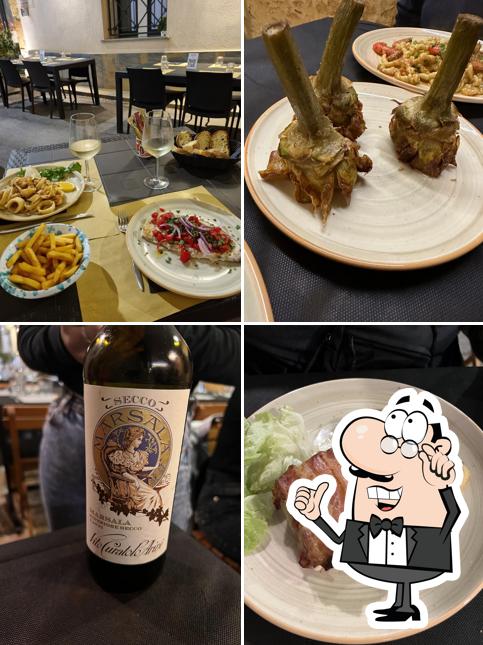 Gli interni di Taverna Quarant8