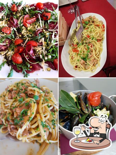 Platti al Trattoria Mare E Monti