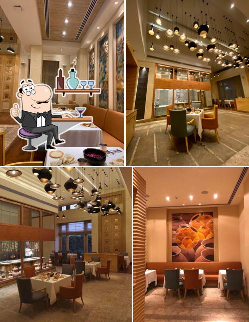 Check out how Kebab-e-que looks inside