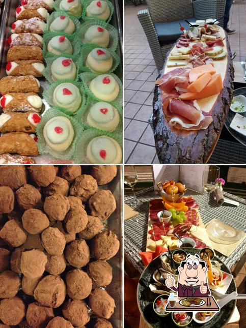 Ordina i un pasto a base di carne a Pasticceria Vittoria