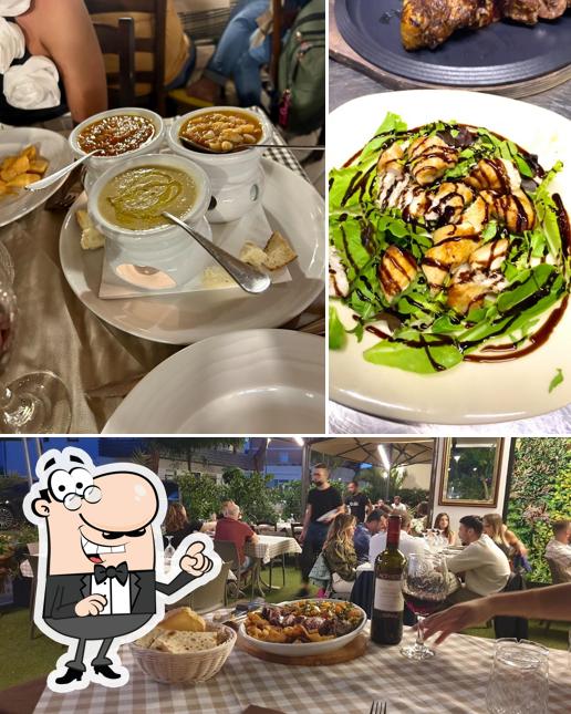 Siediti a un tavolo di L'Osteria Vecia