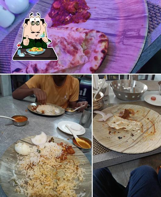 Food at MFC (Mom's Food Court) Restaurant
