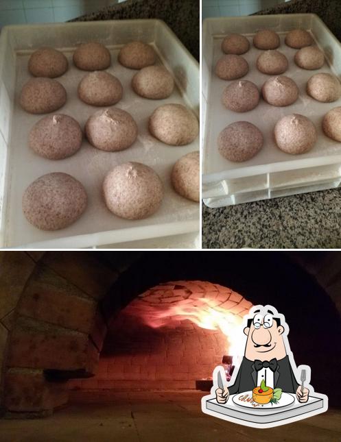 La foto della cibo e esterno di Ristopub Risorgimento