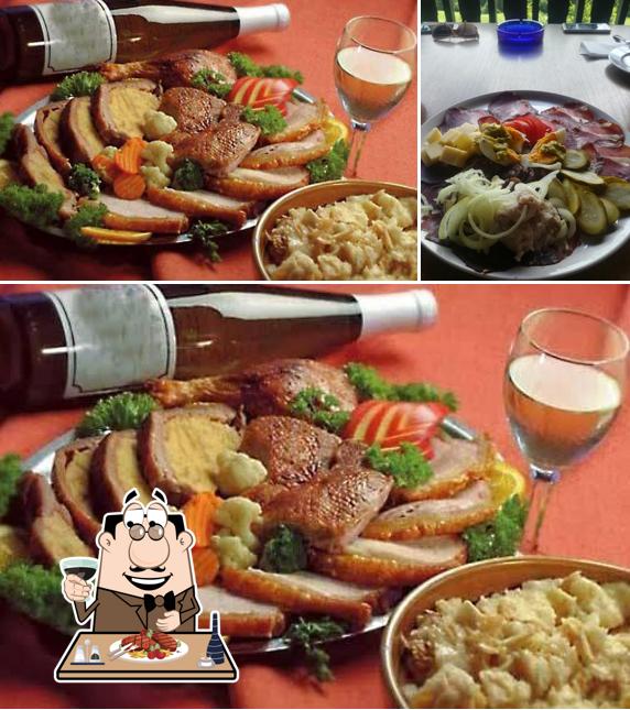 Prenditi i un pasto a base di carne a Gostilna "Gostišče Brbre", Brbre Dragica s.p