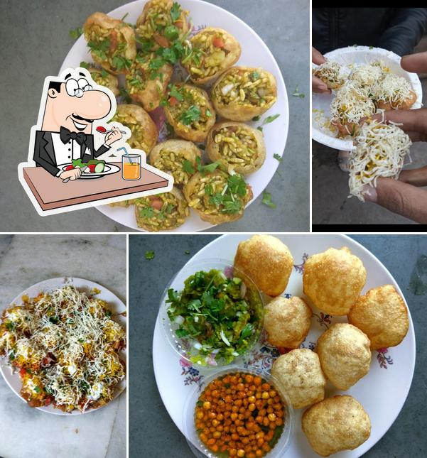 Food at Ma Ambe Panipuri