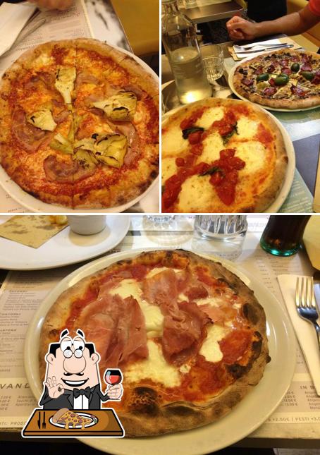 Ordina una pizza a Dal geme al mare