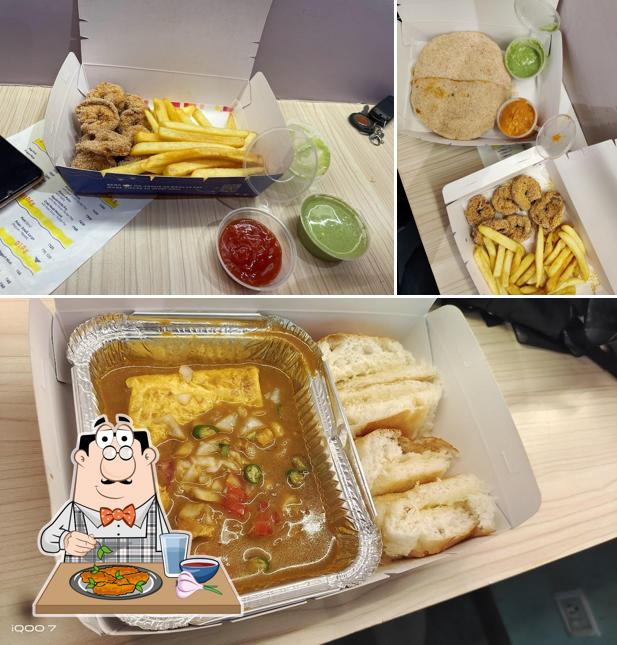 Chicken wings at Frys With Fries by Fresh Catch