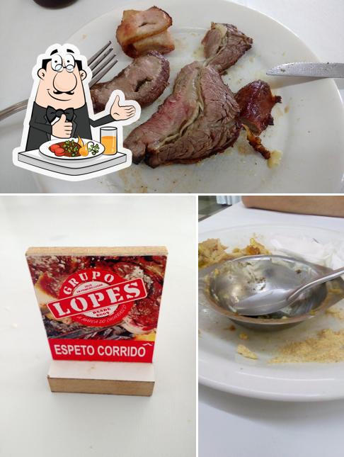 Comida em Churrascaria Lopes