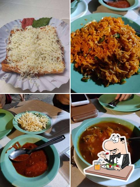 Food at Raju Sandwich