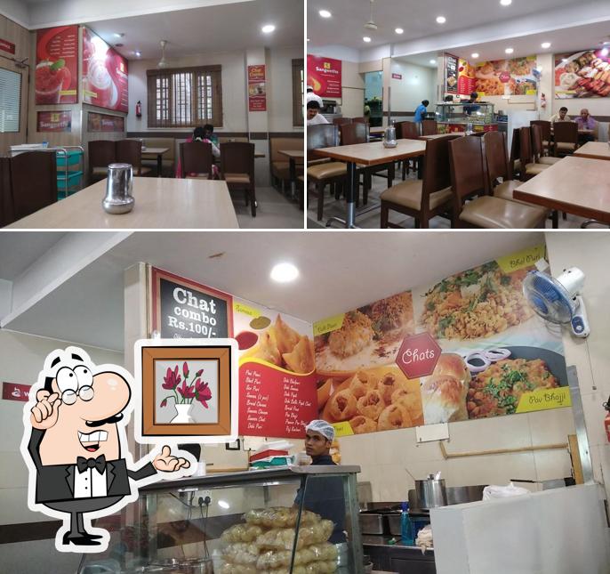 Check out how Geetham Veg Restaurant - Velachery looks inside