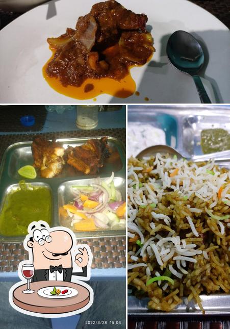 Food at Ashok Chiken Tandoori Corner