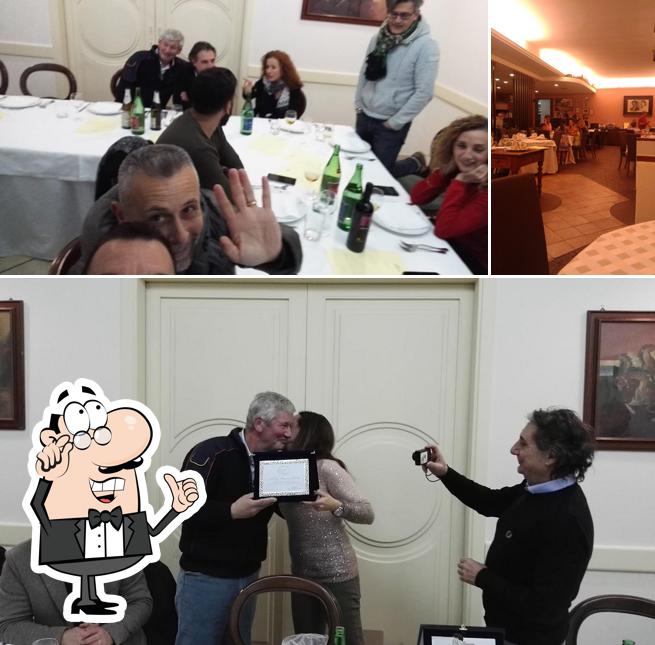 Siediti a un tavolo di Leucio Ristorante E Pizzeria