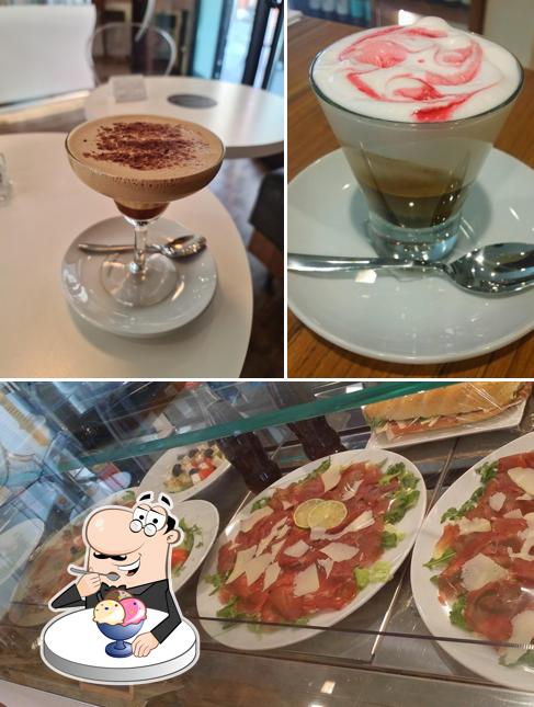 Vagabondo Caffè serve un'ampia gamma di dessert Vagabondo Caffè serve un'ampia gamma di dessert