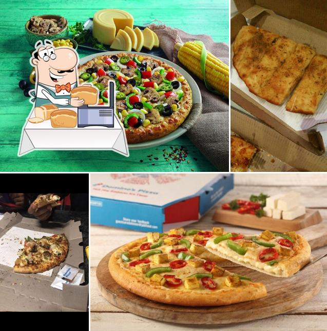 Garlic bread at Domino's Pizza