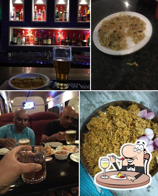 Food at Glassy Junction Bar
