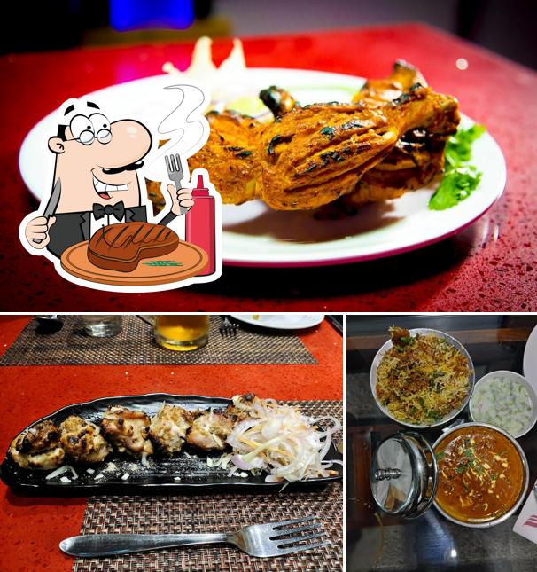 Order meat dishes at Hotel Middleton
