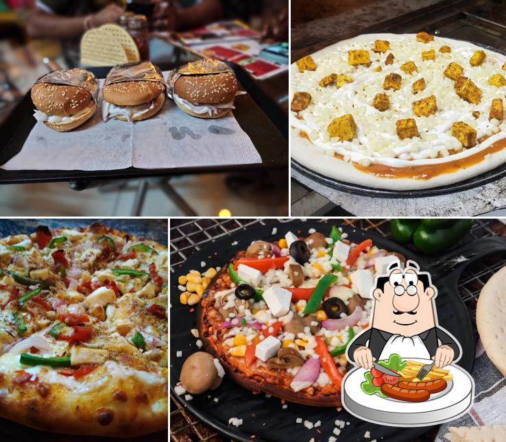 Food at Food junction let's chill with pizza