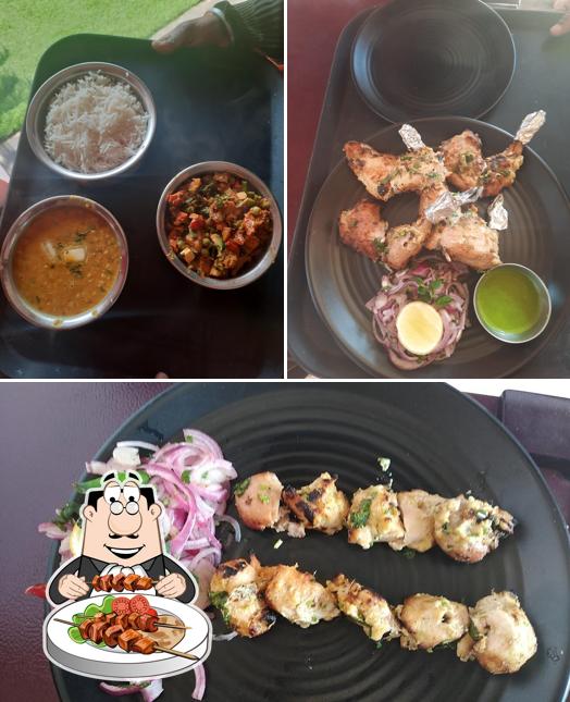 Food at Tandoori wazwaan restaurant