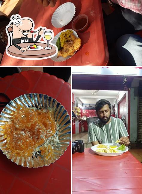 Food at KATHIYAWAD NI MOJ